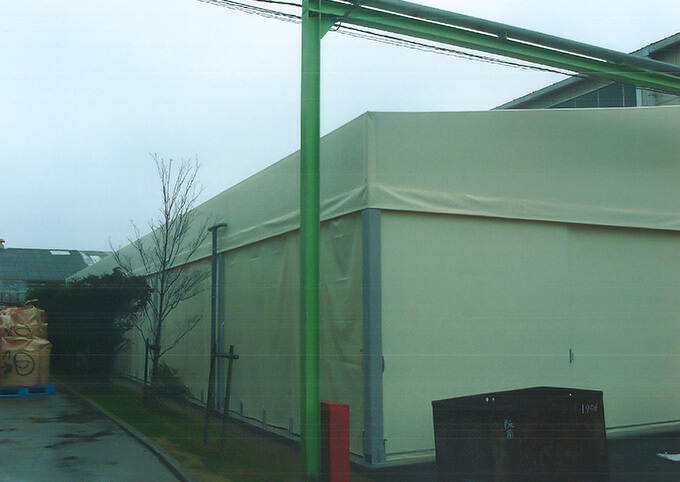 屋根開閉型カーテン式テント倉庫バージョン3